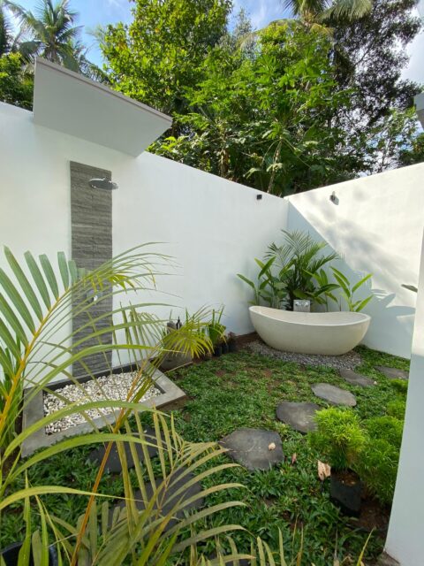 kirana pandan room bath